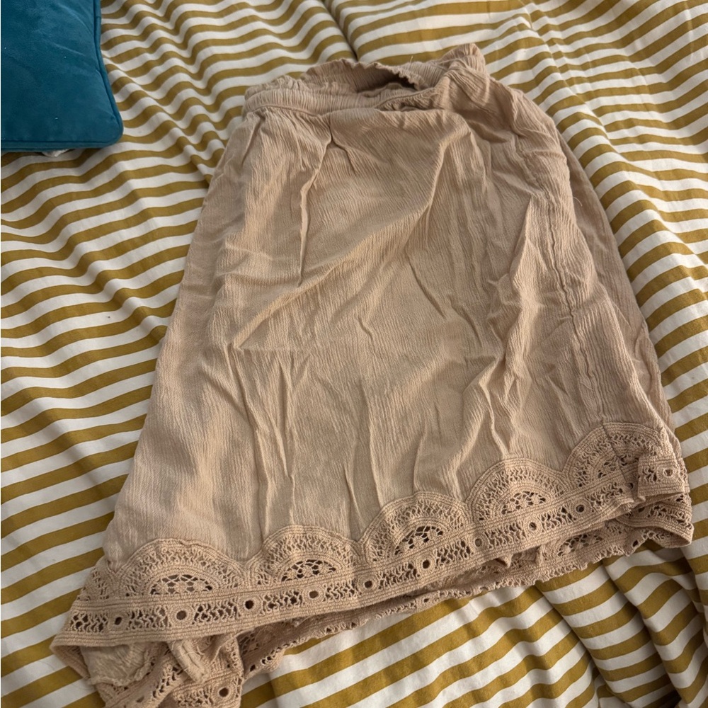 aerie Beige Lace-Trim Sleep Shorts - Picture 3 of 3